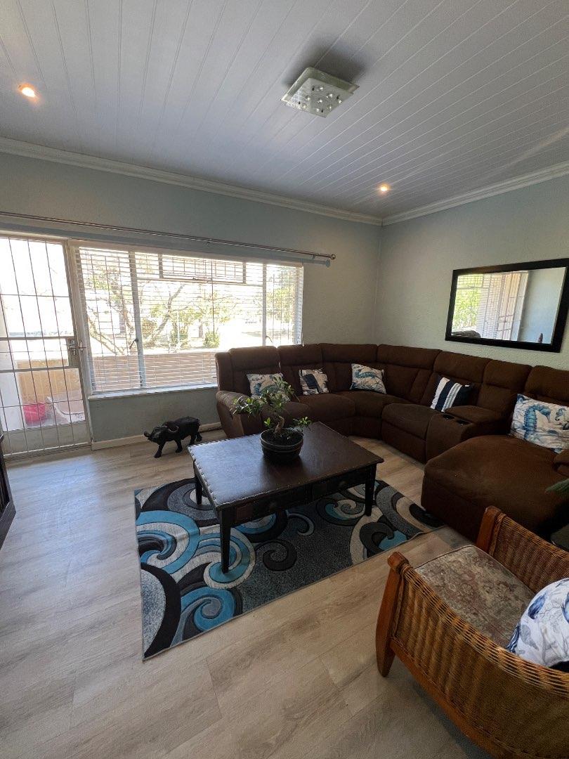 2 Bedroom Property for Sale in Silver Oaks Western Cape
